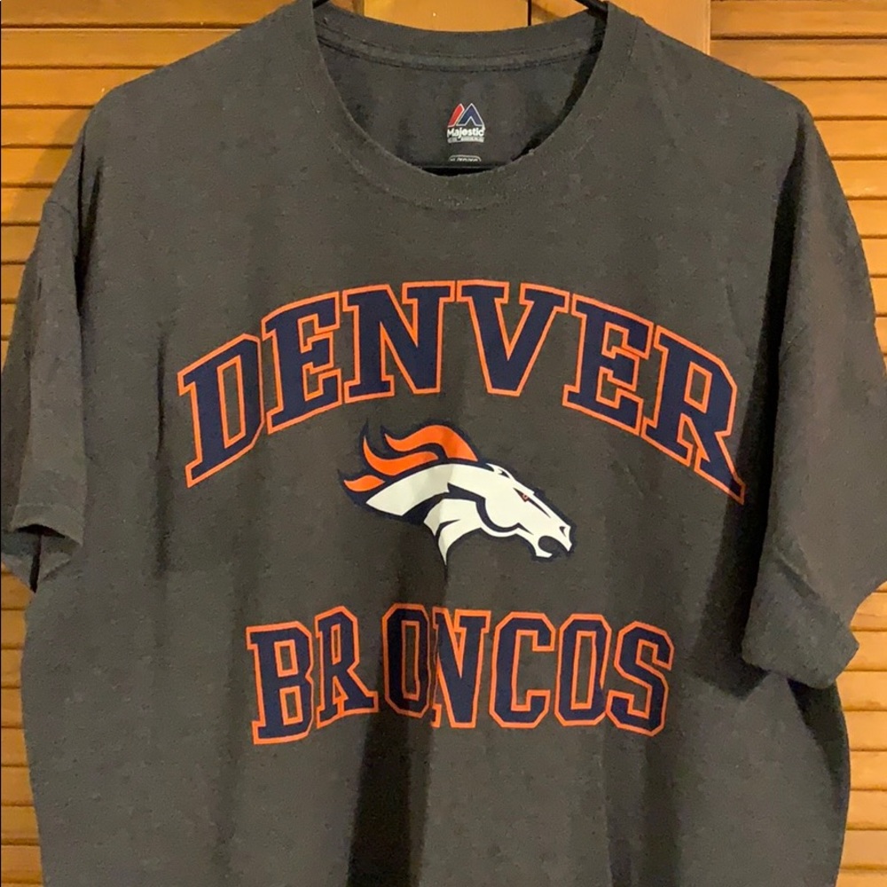 Denver Broncos T-shirt